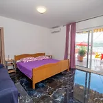 Vinka-5 By Interhome شقة