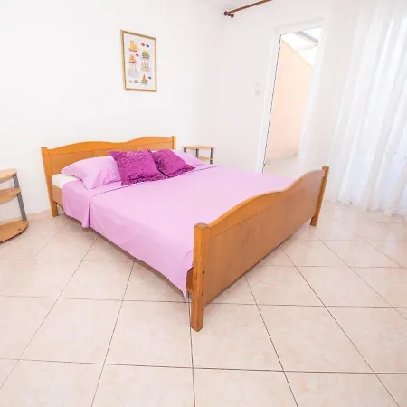 Apartmán Vinka-5 By Interhome *