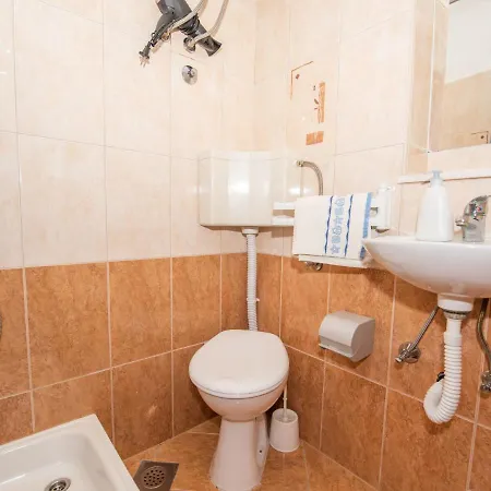 Apartamento Vinka-5 By Interhome